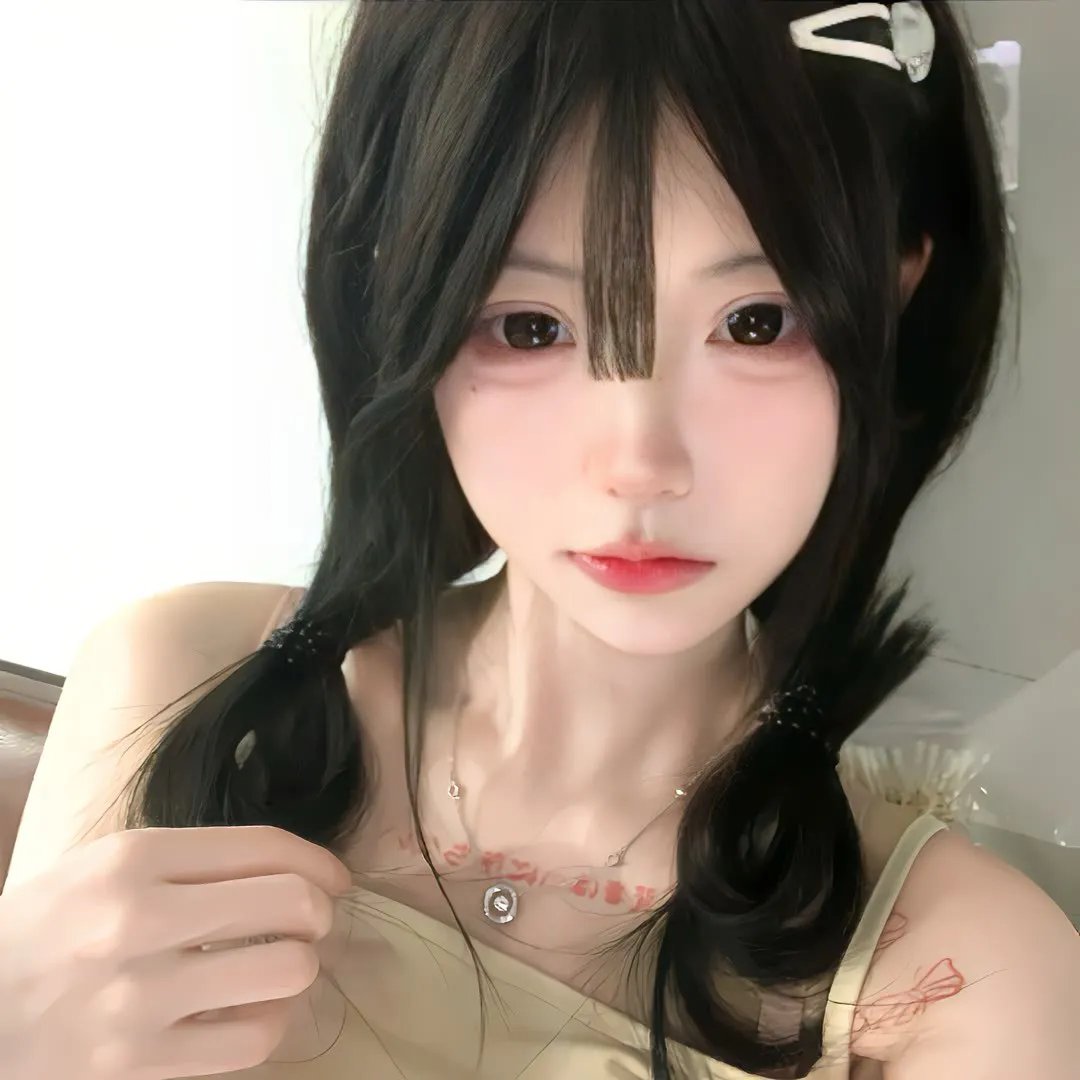 濶少艳福